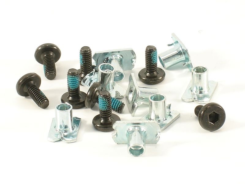 File:Parts-Rollerblade Solo sole plate bolts.jpg